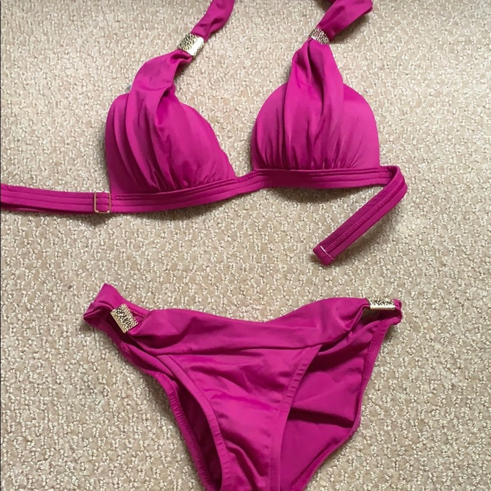 Venus bikini